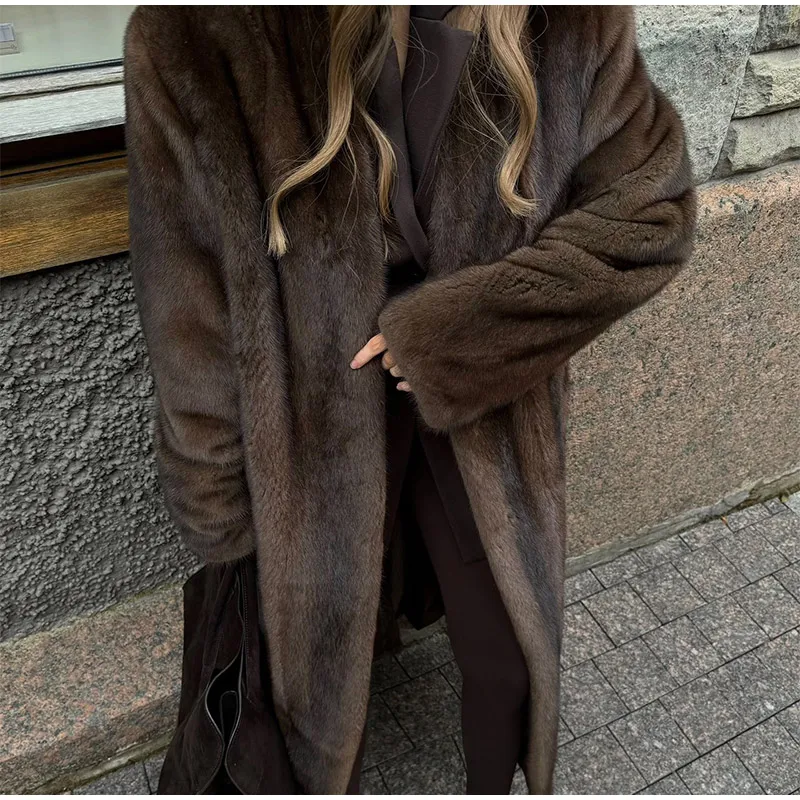 Alba Prestige Coat - Image 3