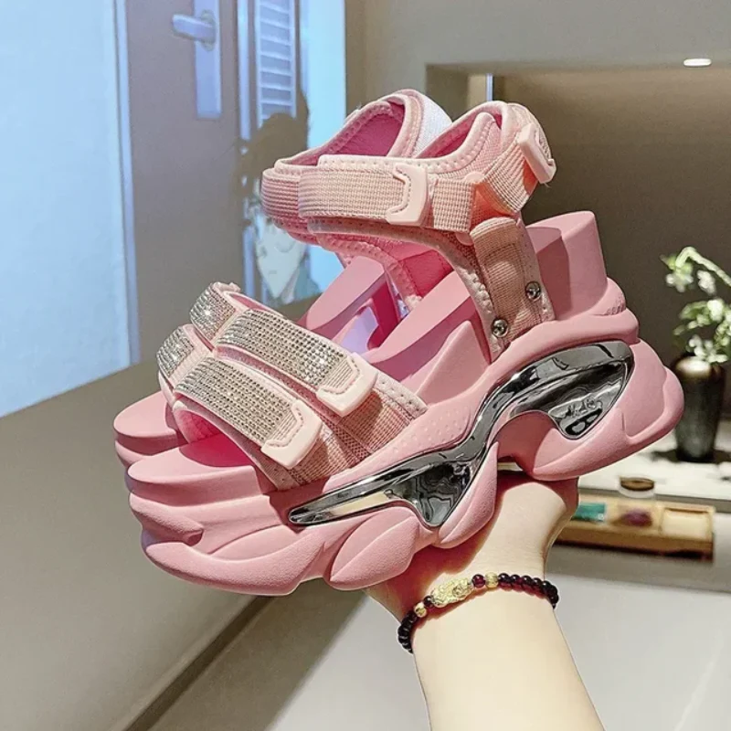 Alis Sparko Platform Sandals - Image 3
