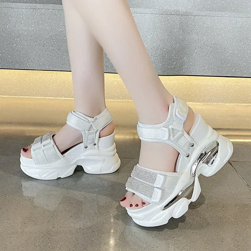 Alis Sparko Platform Sandals - Image 5