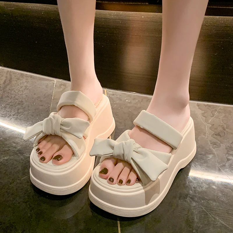 BowFlex Slippers - Image 3