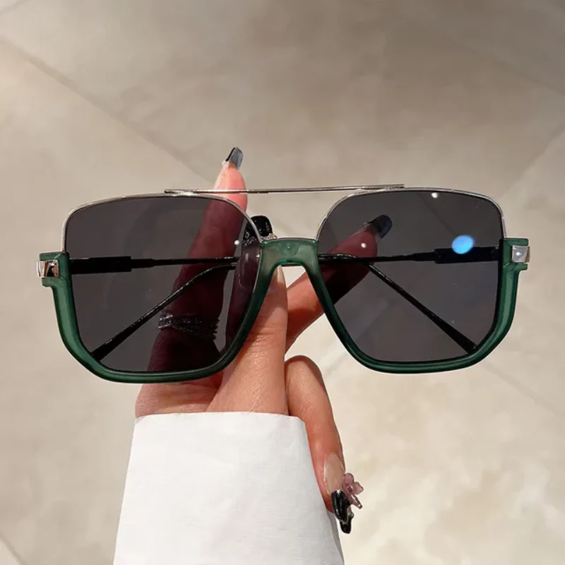 Chic Glare Oversized Sunnies - Image 6