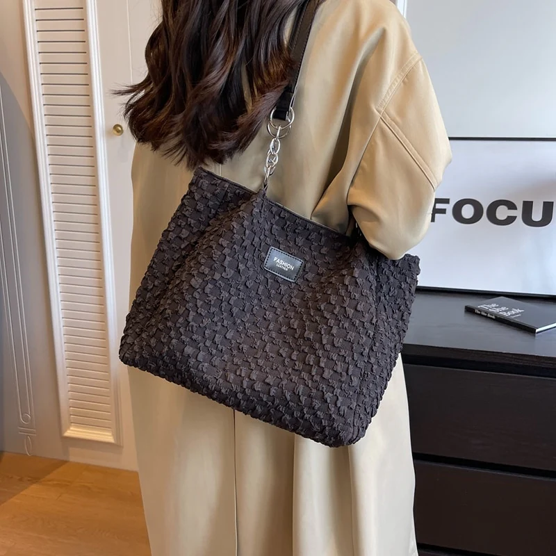 Chic Street Satchel - Image 6