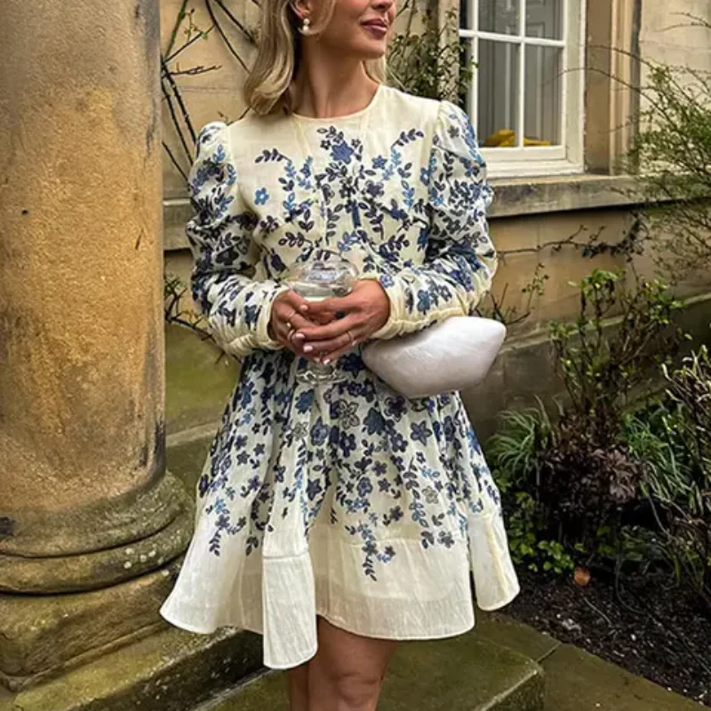 Cinderella's Puff Sleeve A-line Dress - Image 6
