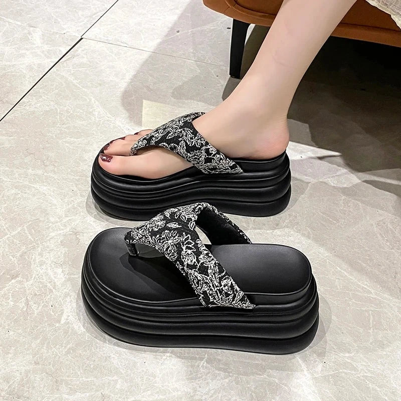 Coral Reef Slippers - Image 3