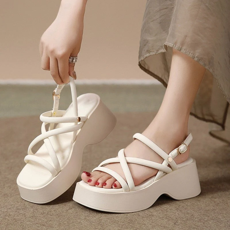 Cosmopolitan Chic Platform Sandals - Image 4