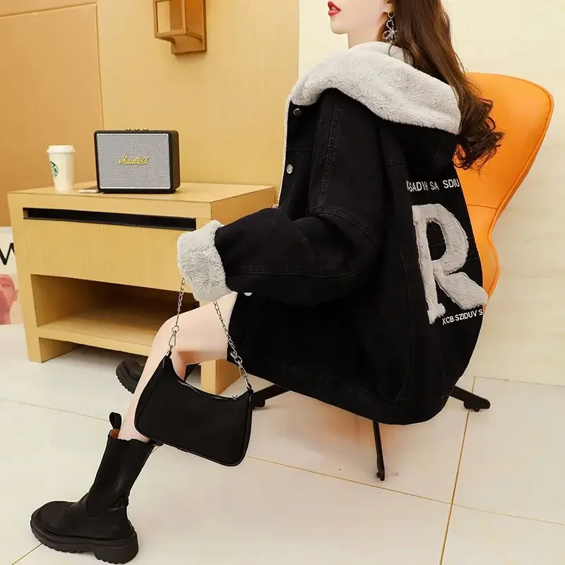 Cozy Lettered Loose Jacket - Image 4