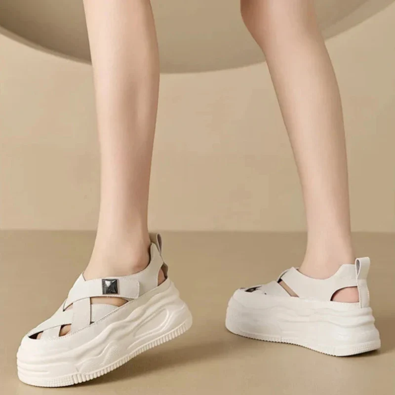 Crisscross Thick Sandals - Image 7