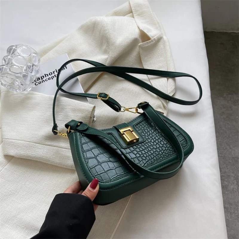 Dusk Diva Shoulder Bag - Image 3