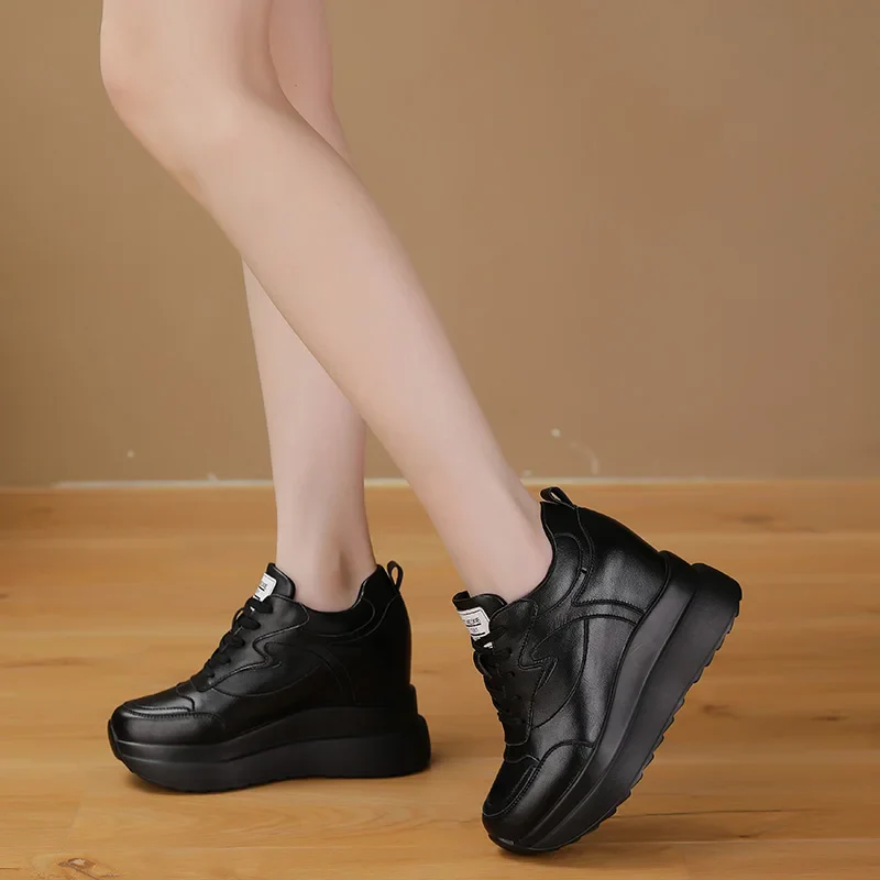 Fast Track Sneakers - Image 4