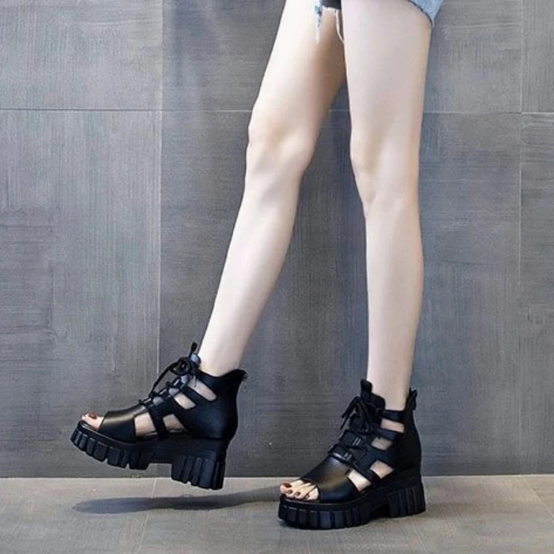 Felicia Platform Roman Sandals - Image 2