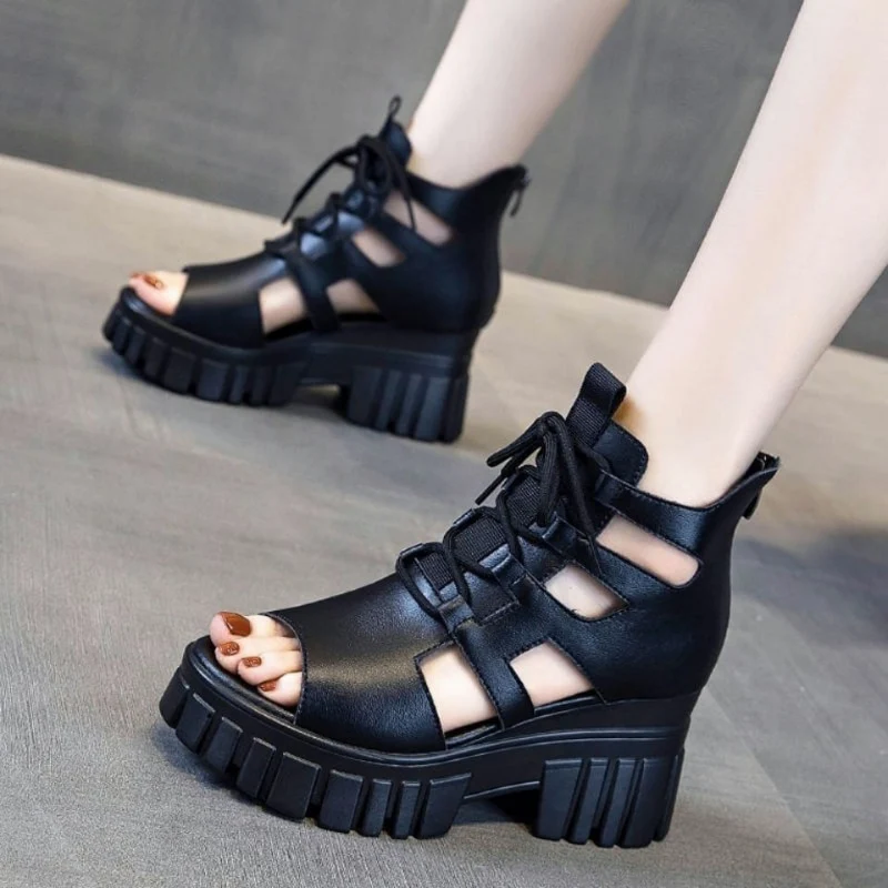 Felicia Platform Roman Sandals - Image 3