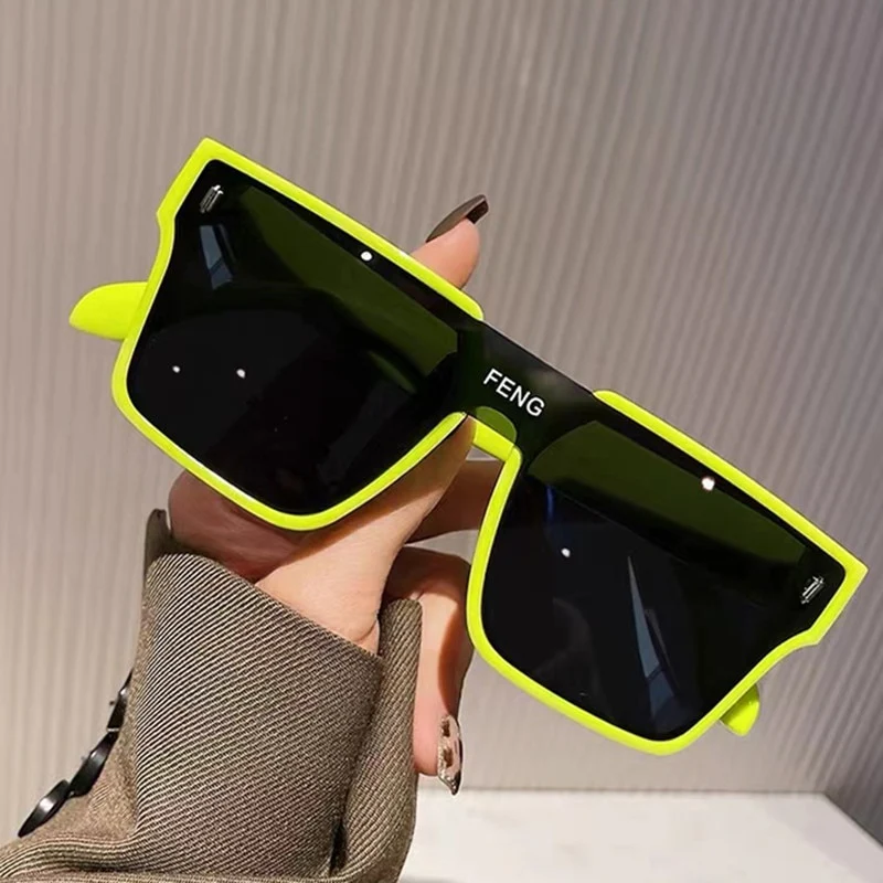Feng Retro Sunnies - Image 6