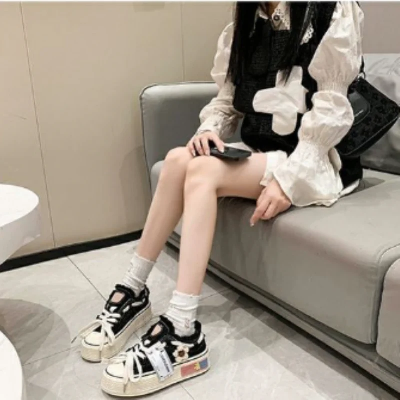 Flora Platform Sneakers - Image 10