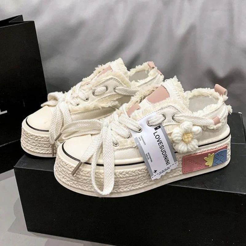 Flora Platform Sneakers - Image 9