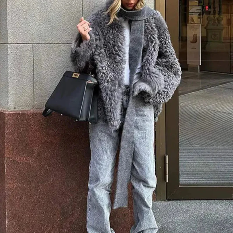 Frosted Wolf Lapel Coat - Image 3