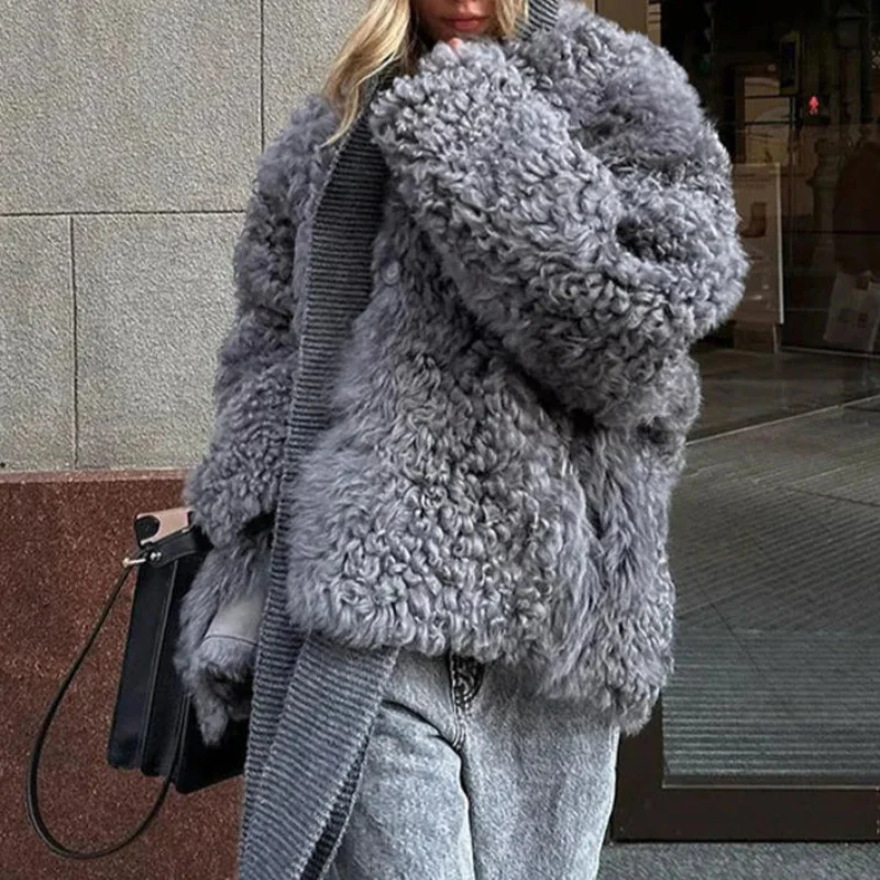 Frosted Wolf Lapel Coat - Image 5