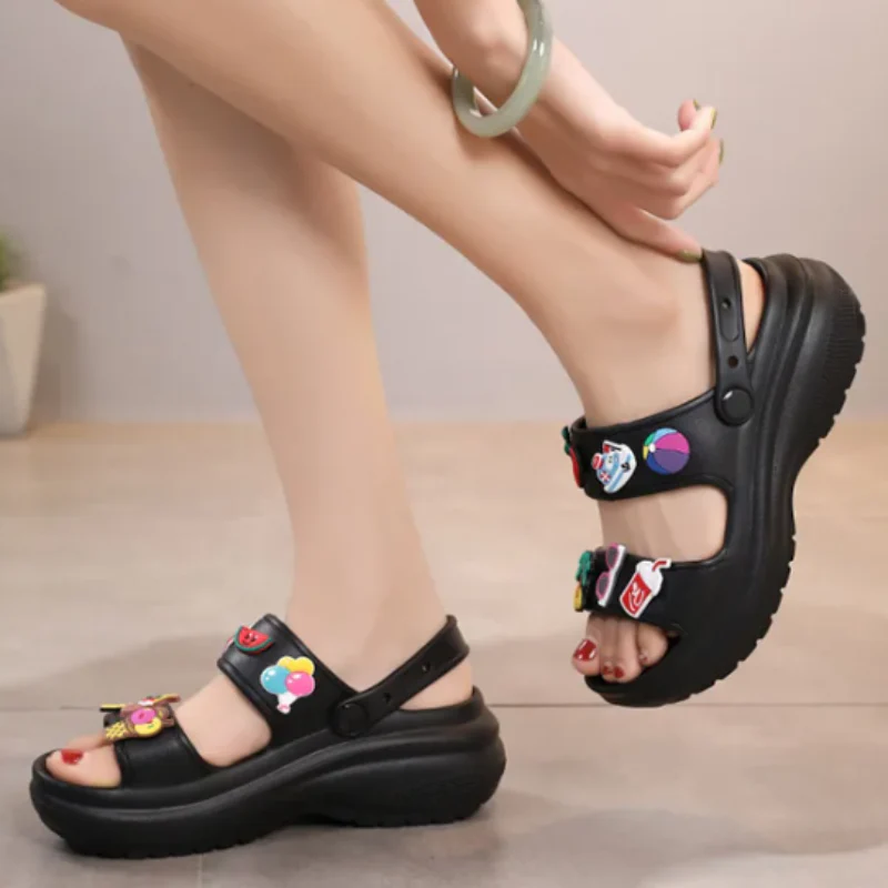 FunnyBreeze Beach Sandals - Image 6