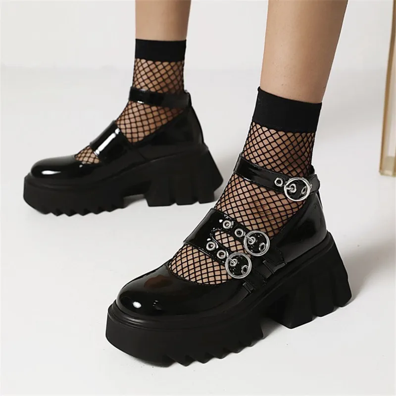 Gothic Vanguard Sandals - Image 4