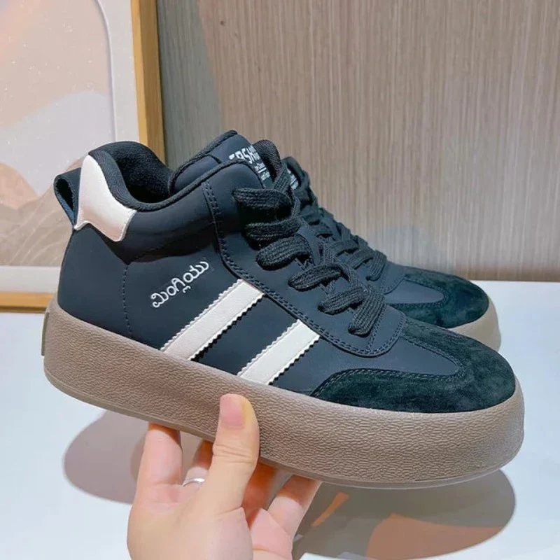 Indy Sport Sneakers - Image 5