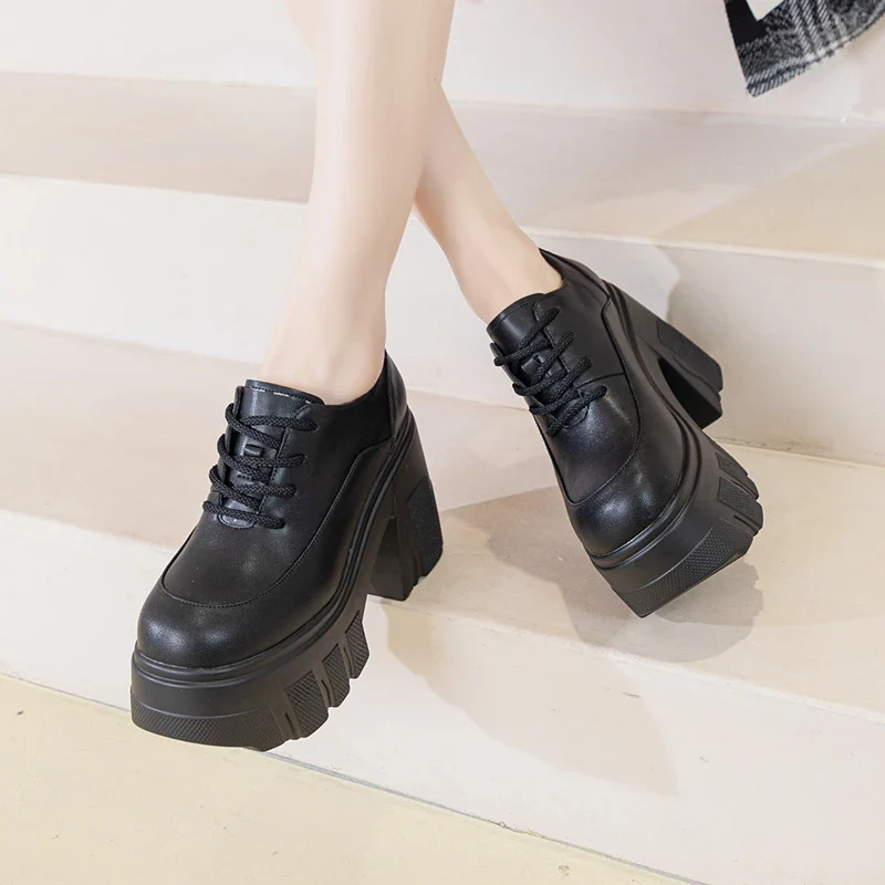 Lace & Lift Booties - Image 7