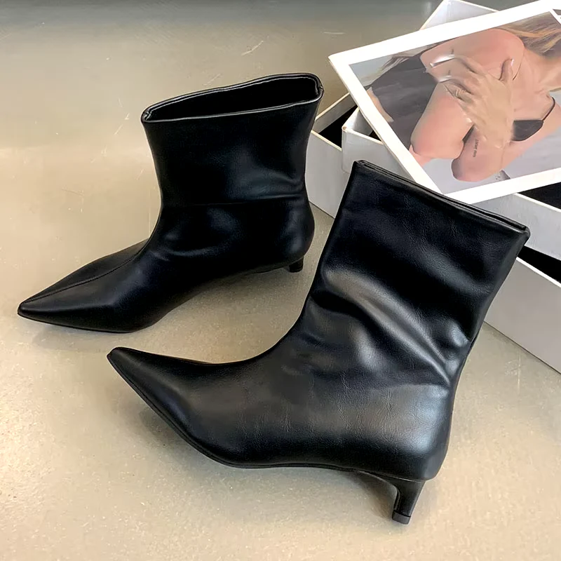 Ladylike Sleek Boots - Image 6