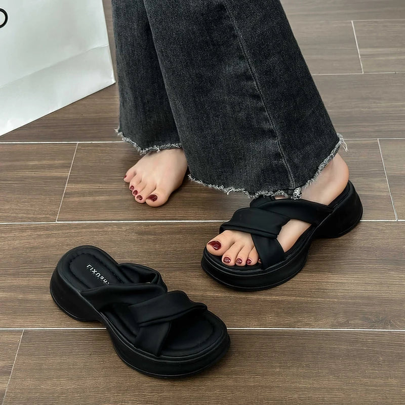 LoopLuxe Slippers - Image 8