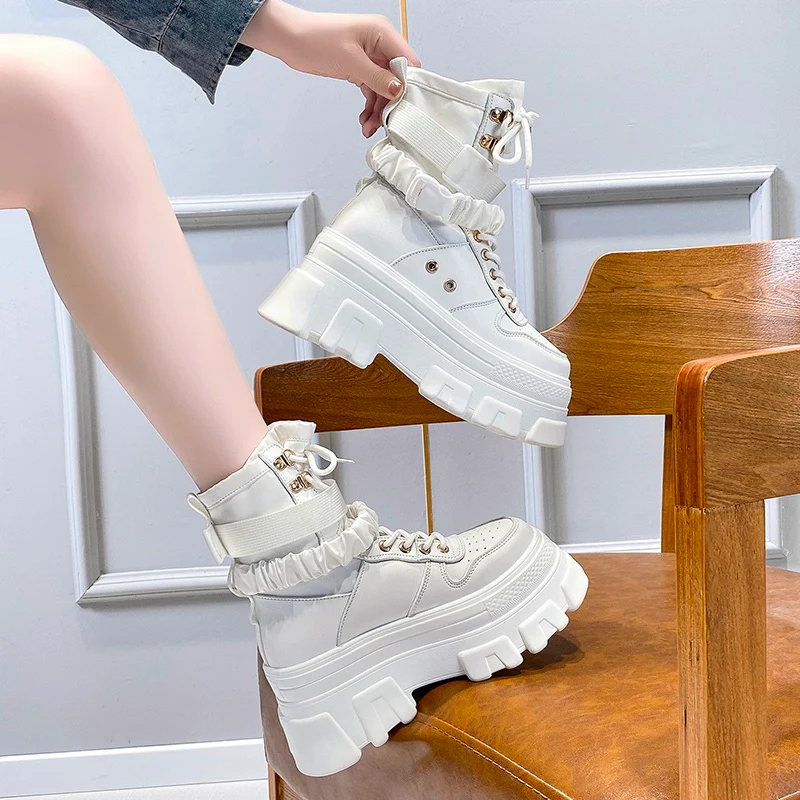 Lorex High Chunky Boots - Image 11