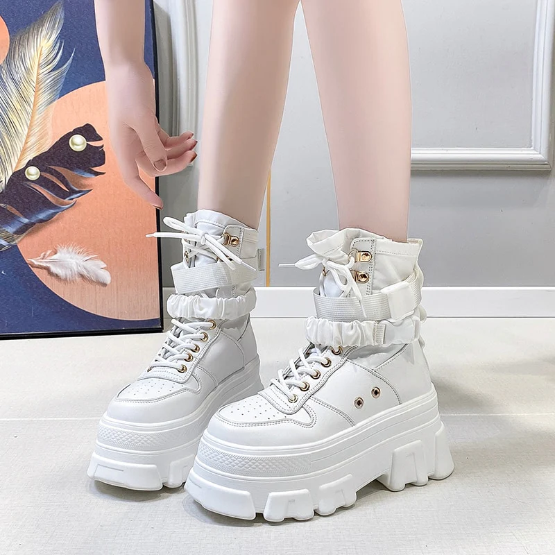 Lorex High Chunky Boots - Image 4