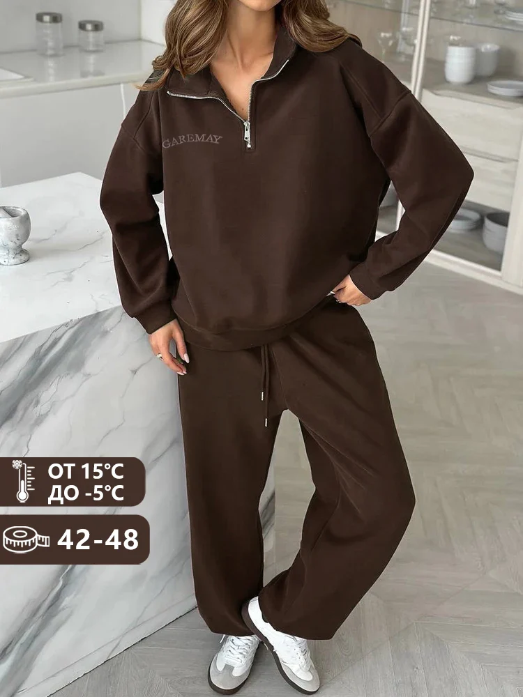 LoungeZip Classic Tracksuit - Image 4