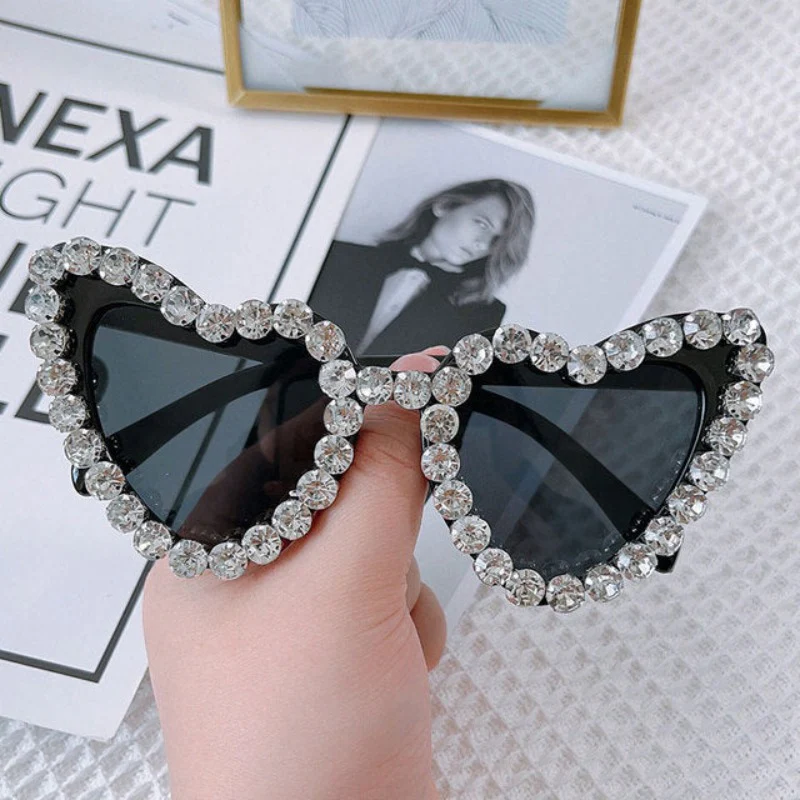 Luminous Heart Vintage Sunnies - Image 14