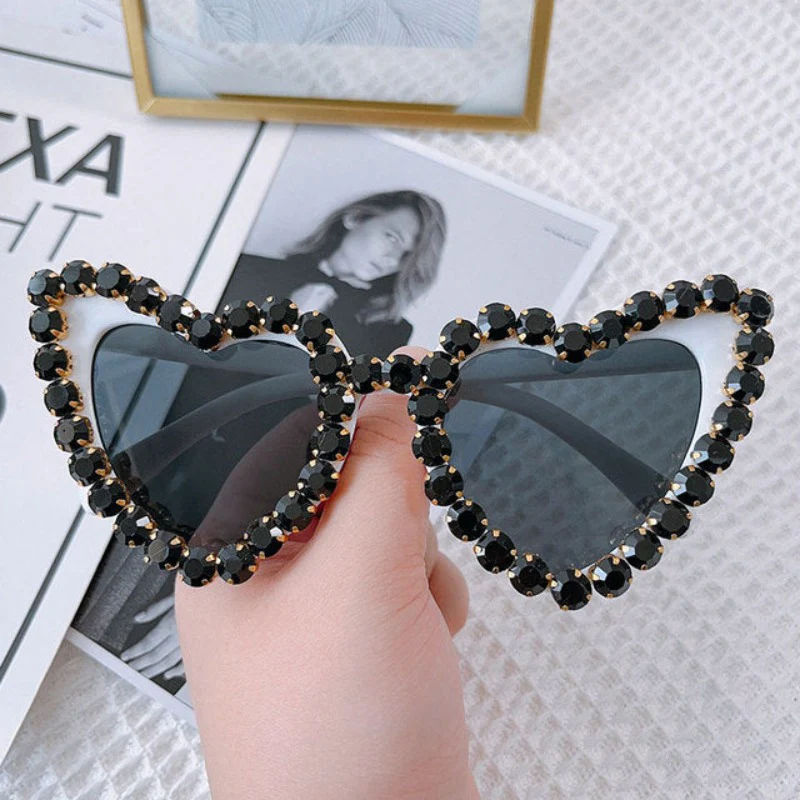 Luminous Heart Vintage Sunnies - Image 18