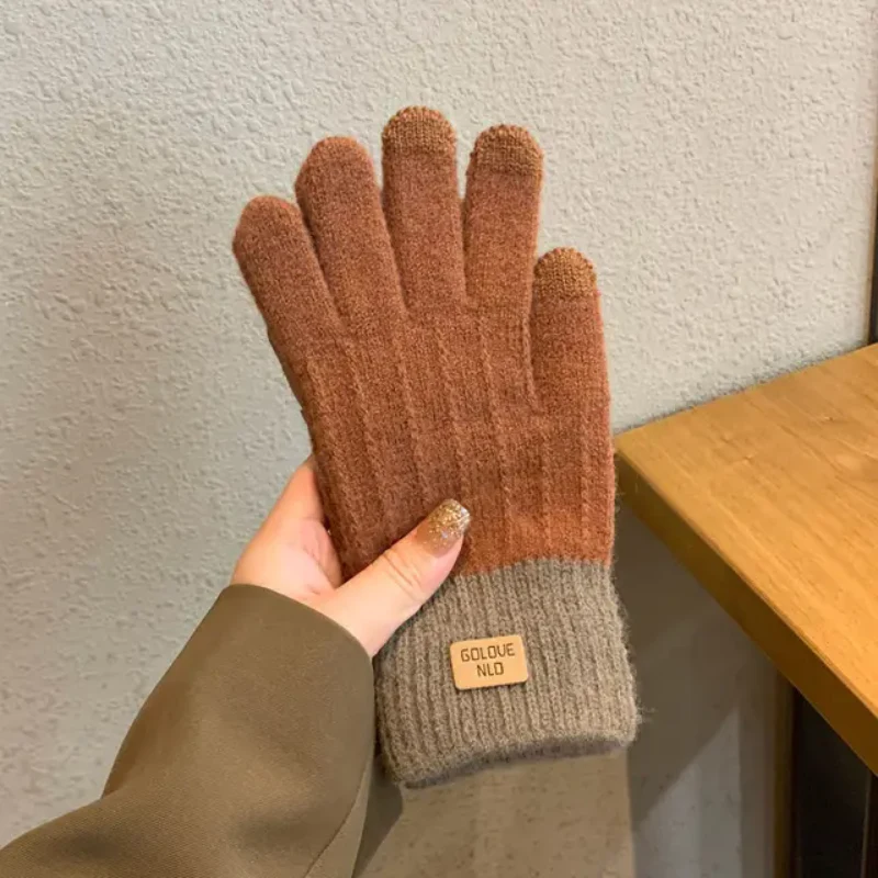 Lumu Warm Gloves - Image 17