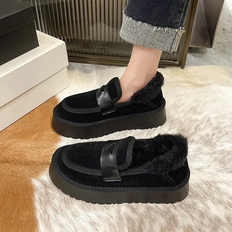 Marta's Fur Slippers - Image 3