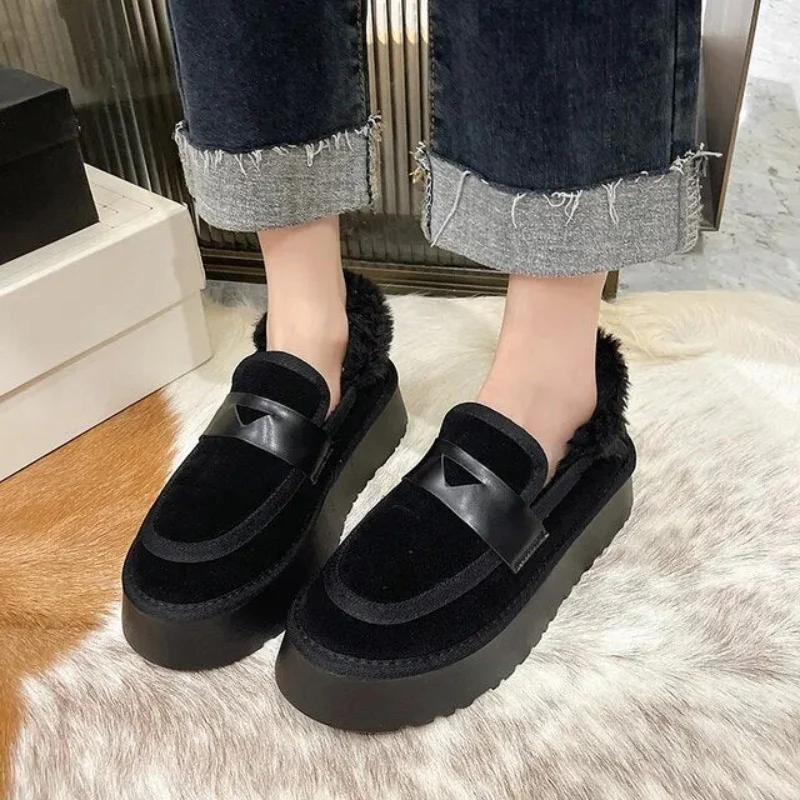 Marta's Fur Slippers - Image 5