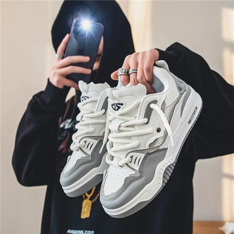 Medina Street Sneakers - Image 5