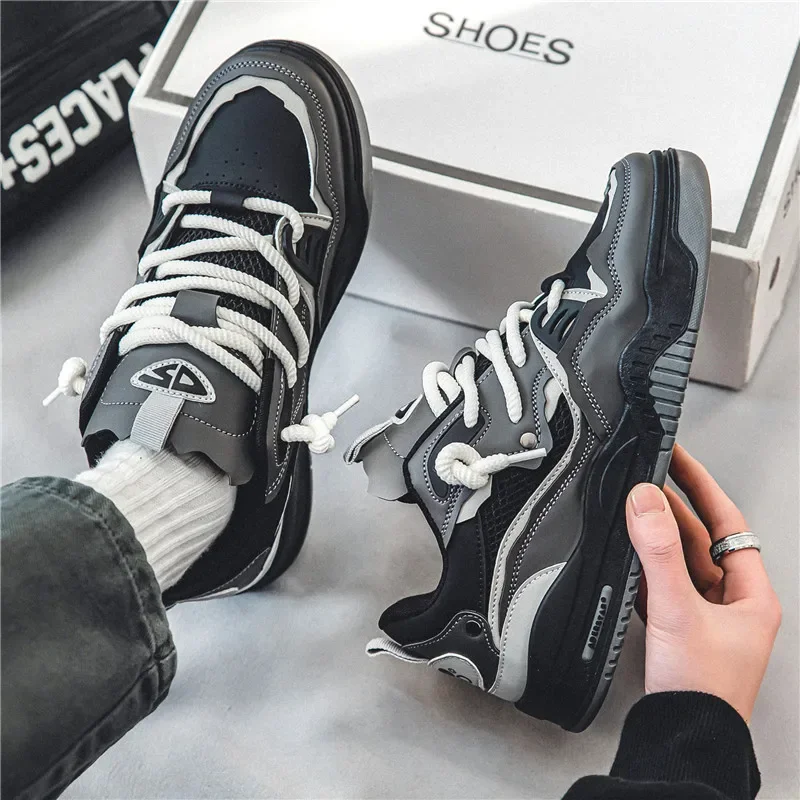 Medina Street Sneakers - Image 6