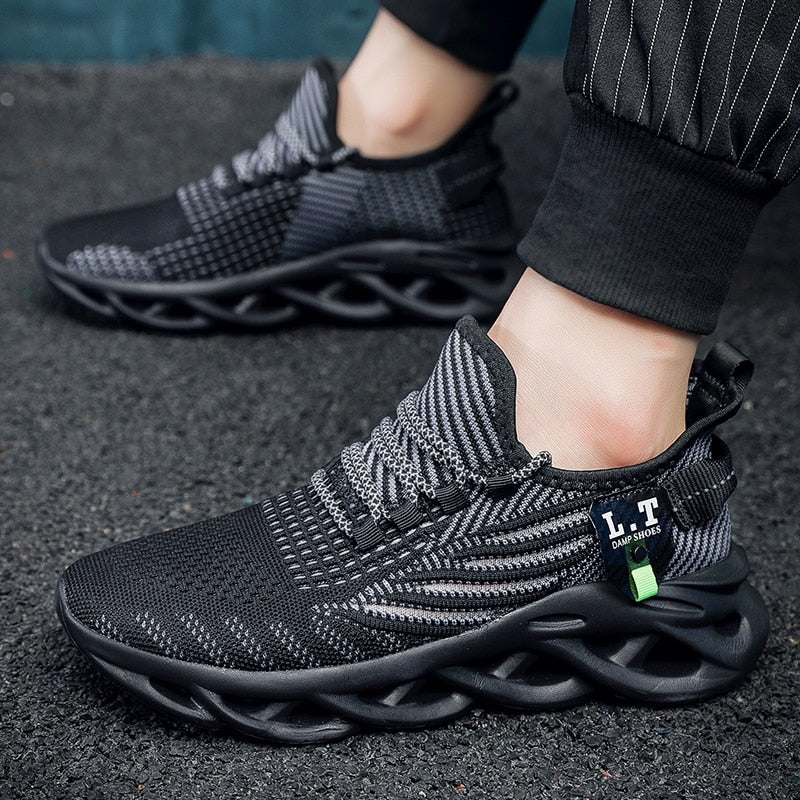 Metro Glide Light Sneakers - Image 4