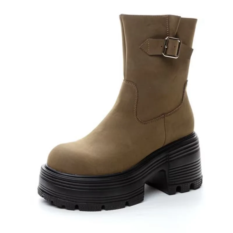 Minimalist Luxe Ankle Boots - Image 2