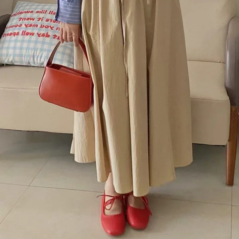 Modish Flat Sandals - Image 3