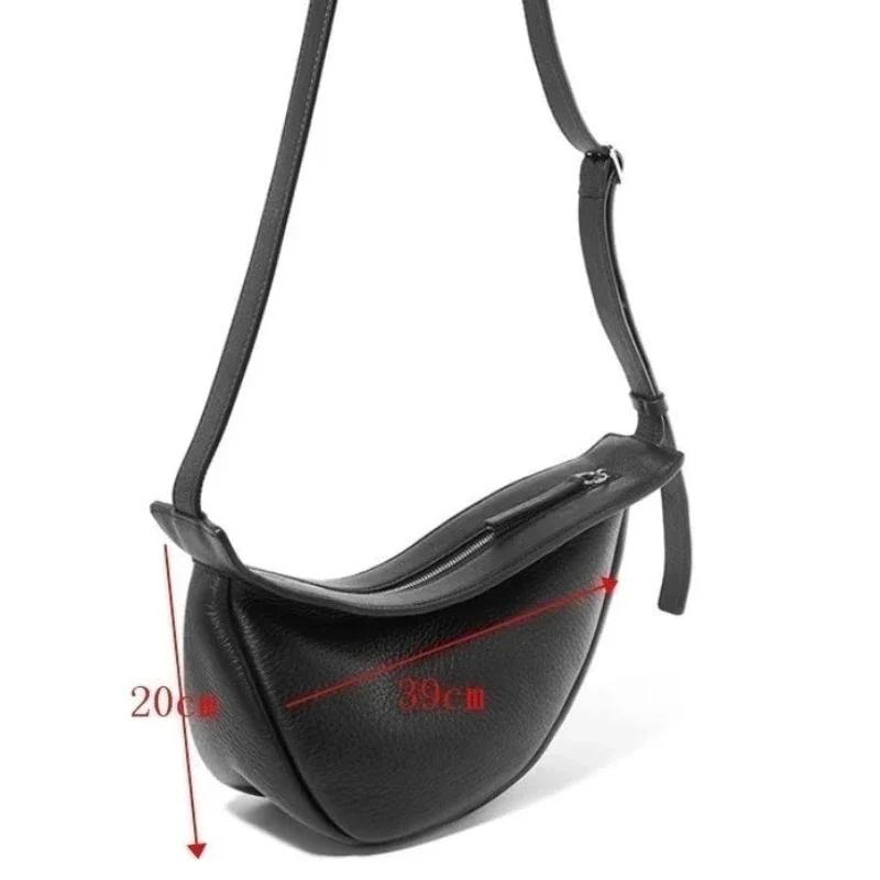 Moon Shoulder Bag - Image 7