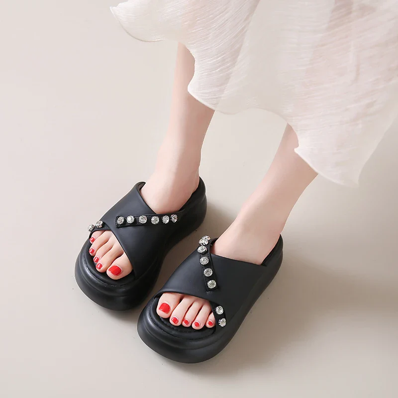 NacreNest Chunky Slippers - Image 3