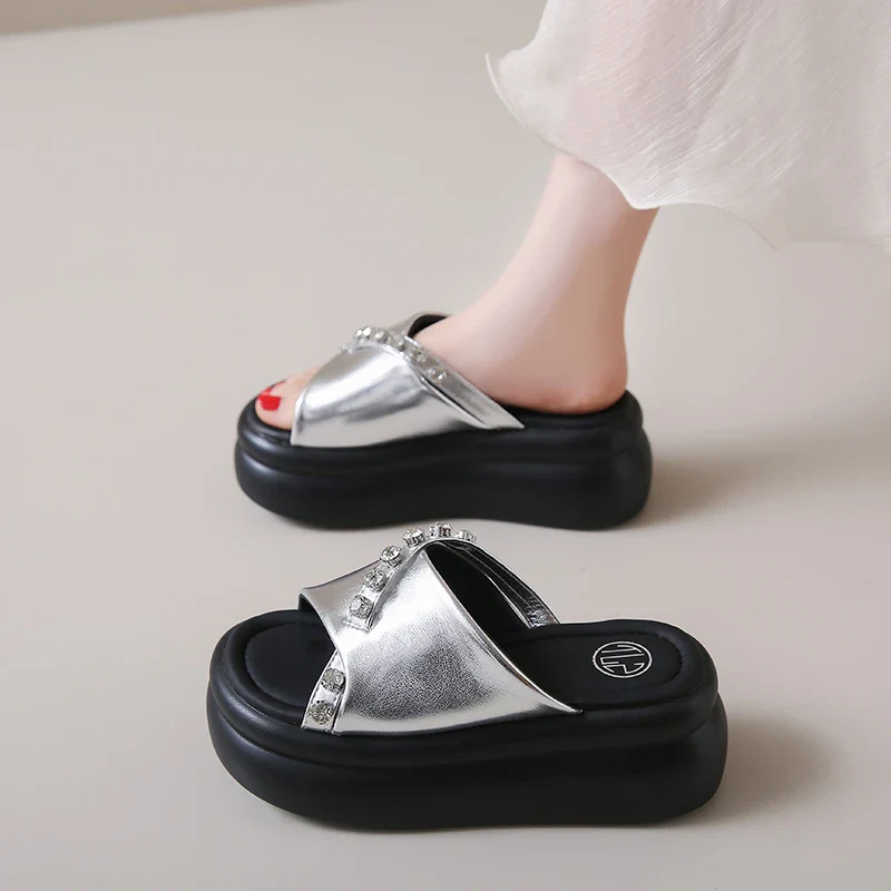 NacreNest Chunky Slippers - Image 4