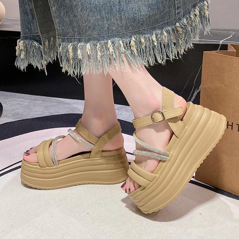 Pearl Radiance Platform Sandals - Image 5