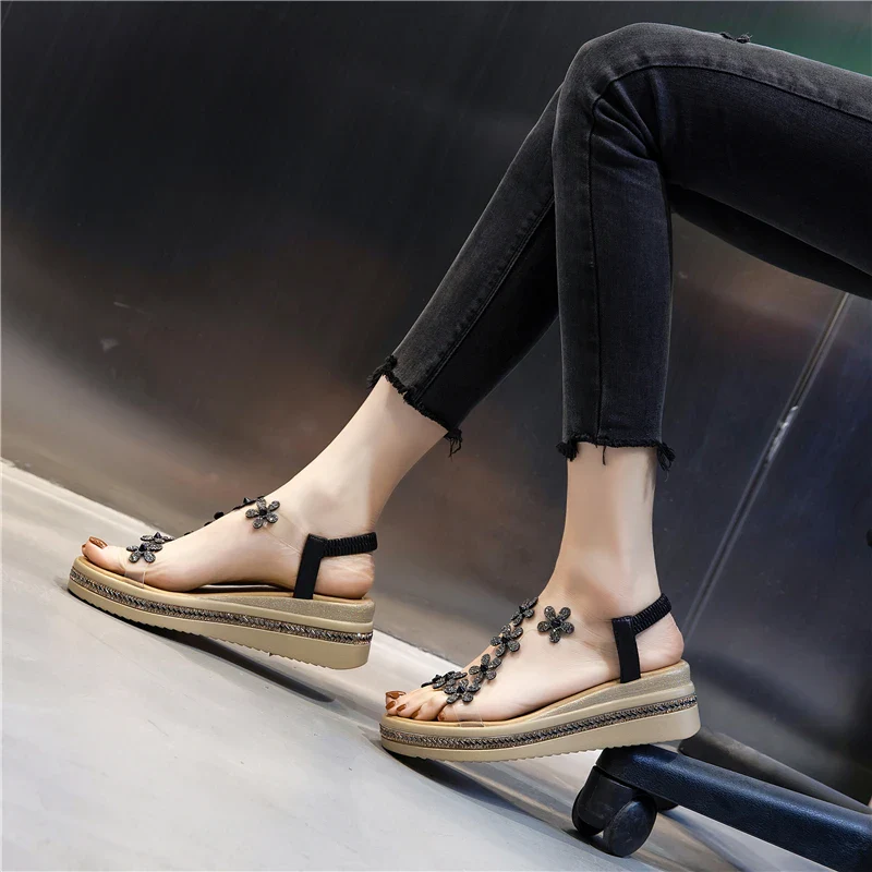 Phoebe Chic Sandals - Image 3