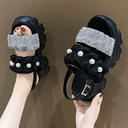 Queen Summer Sandals - Image 4