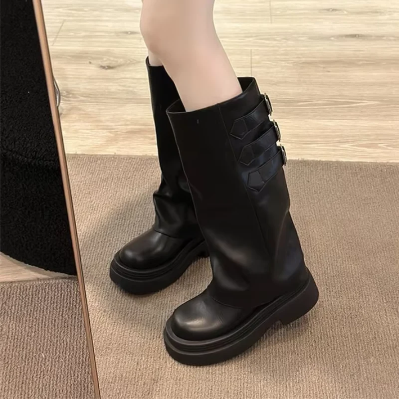 Queen's Gambit Lux Boots - Image 3