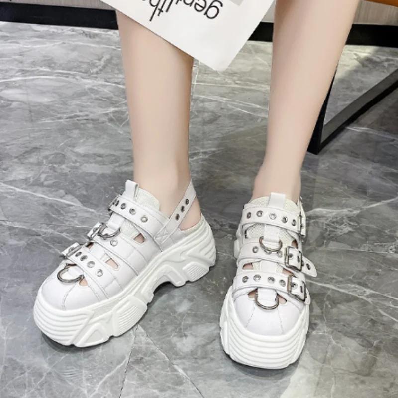 Romano Platform Sandals - Image 4