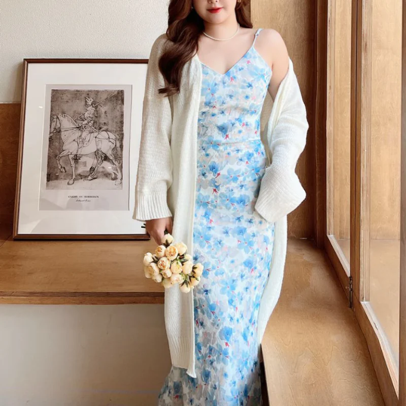 Sapphire Seduction Long Dresses - Image 3