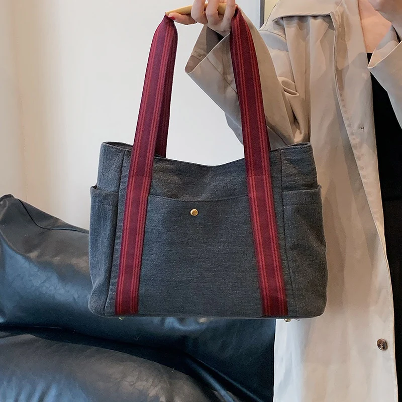 Sassy City Satchel - Image 5