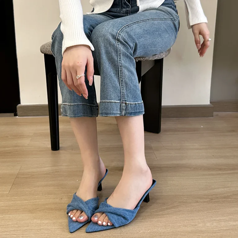 Serpentine Pointed Sandals - Image 4